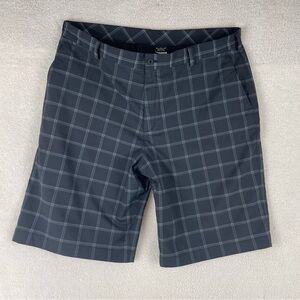 Plaid Nike golf shorts, size 38
